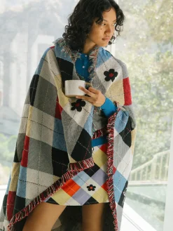 Archie Throw Blanket - Cirque Argyle