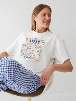 Charlie Tee - Vote Flowers