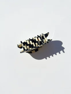 Checker Claw - Black/White