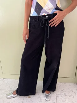 Faye Pant - Licorice