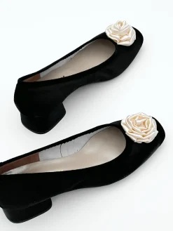 Fetiche Shoe - Black/Ivory