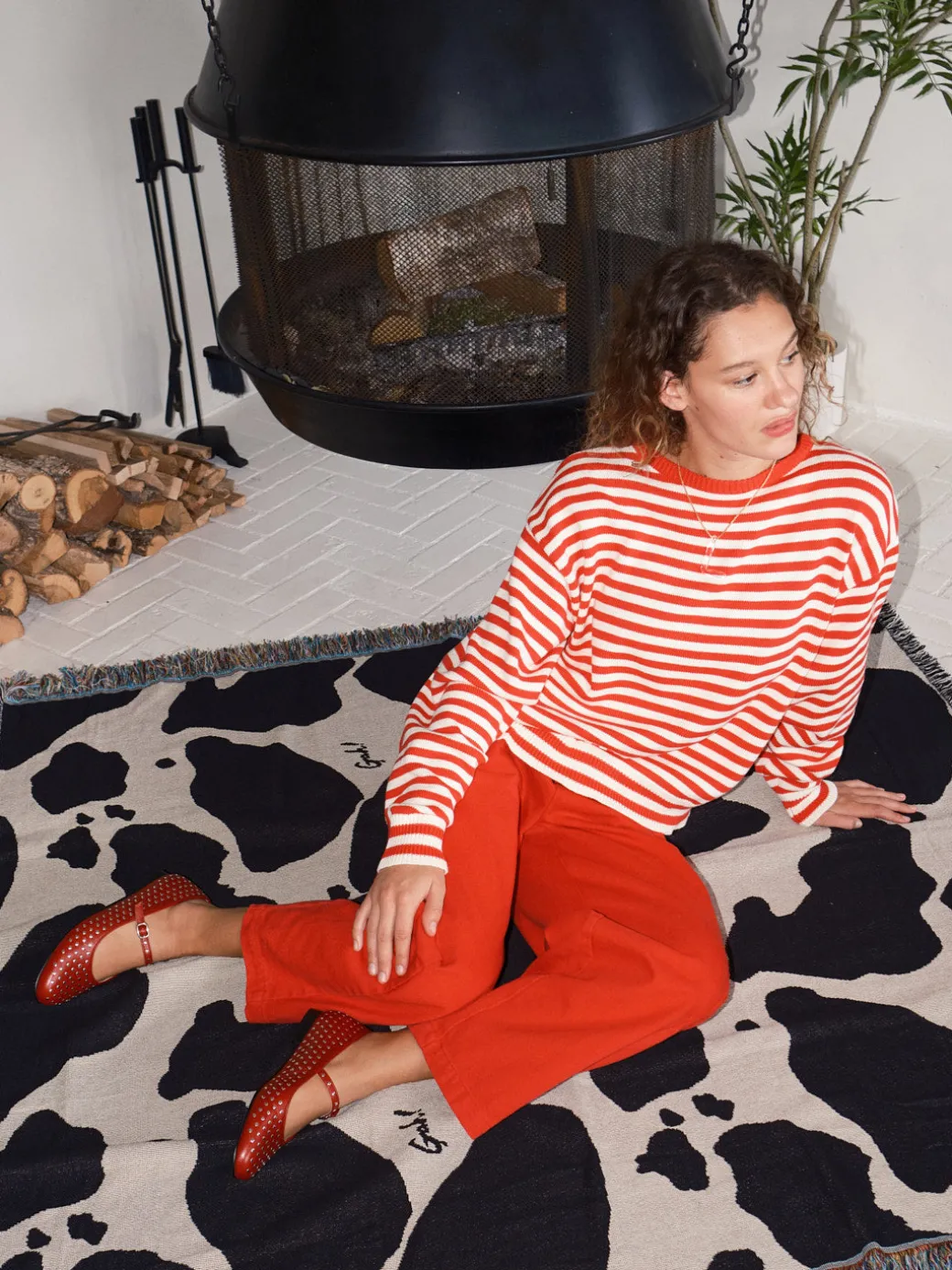 "I Can't Believe it's Not Vintage" Crewneck - Red Stripe