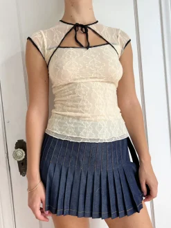 Mariposa Lace Bow Tee - Piped Cloud