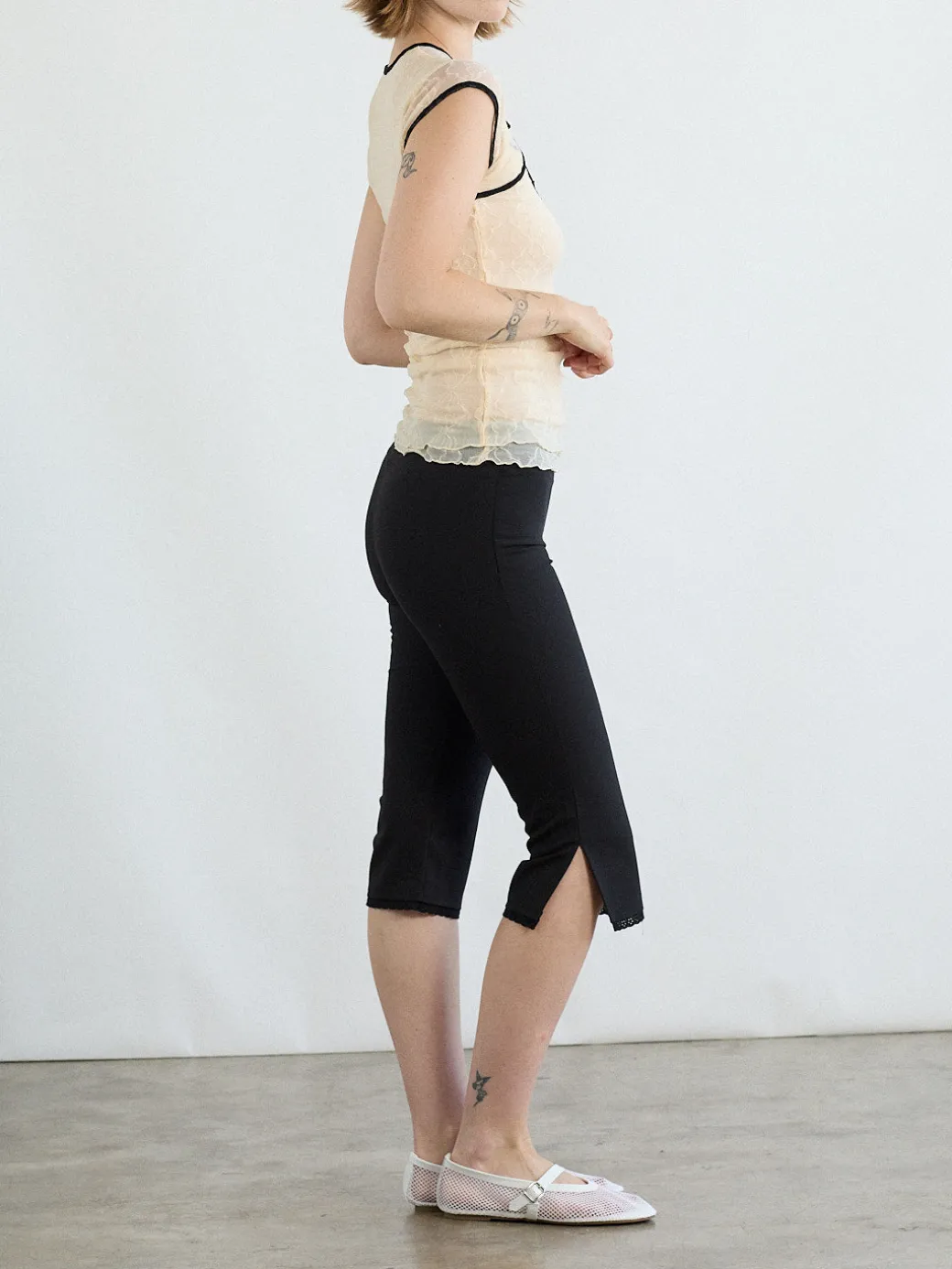 Mary Capri Pant - Black