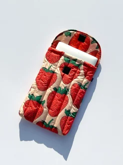 Puffy Laptop Sleeve - Strawberry