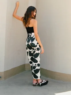 Robyn Jean - Cow