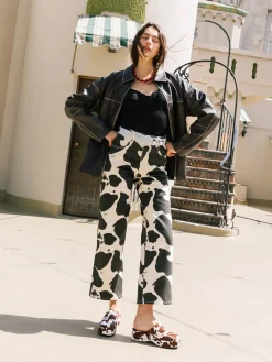 Robyn Jean - Cow